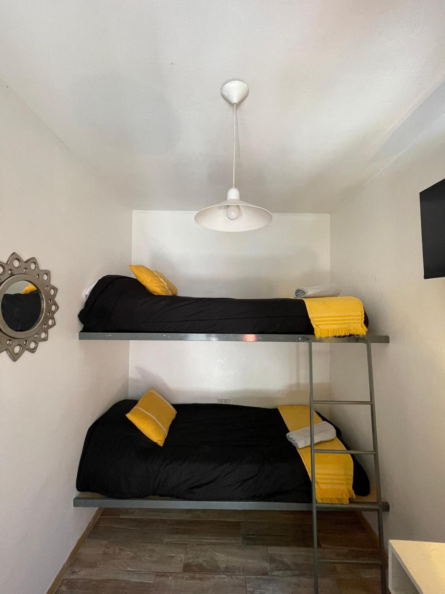 Mora Hostel Mendoza Kültér fotó